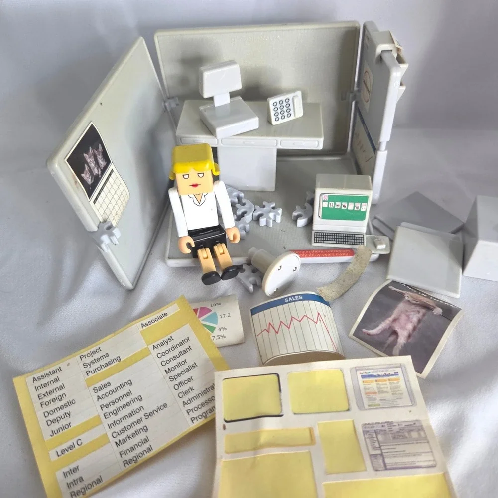 The Cubes Set, Ann Office Worker Action Figure Playset